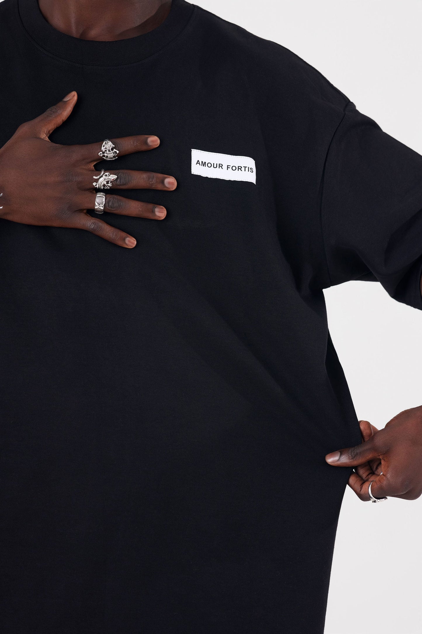 UNISEX OVERSIZED HEAVYWEIGHT T-SHIRT